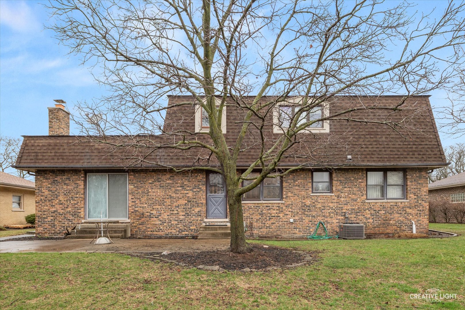 825 Columbia Lane, Darien, IL 60561