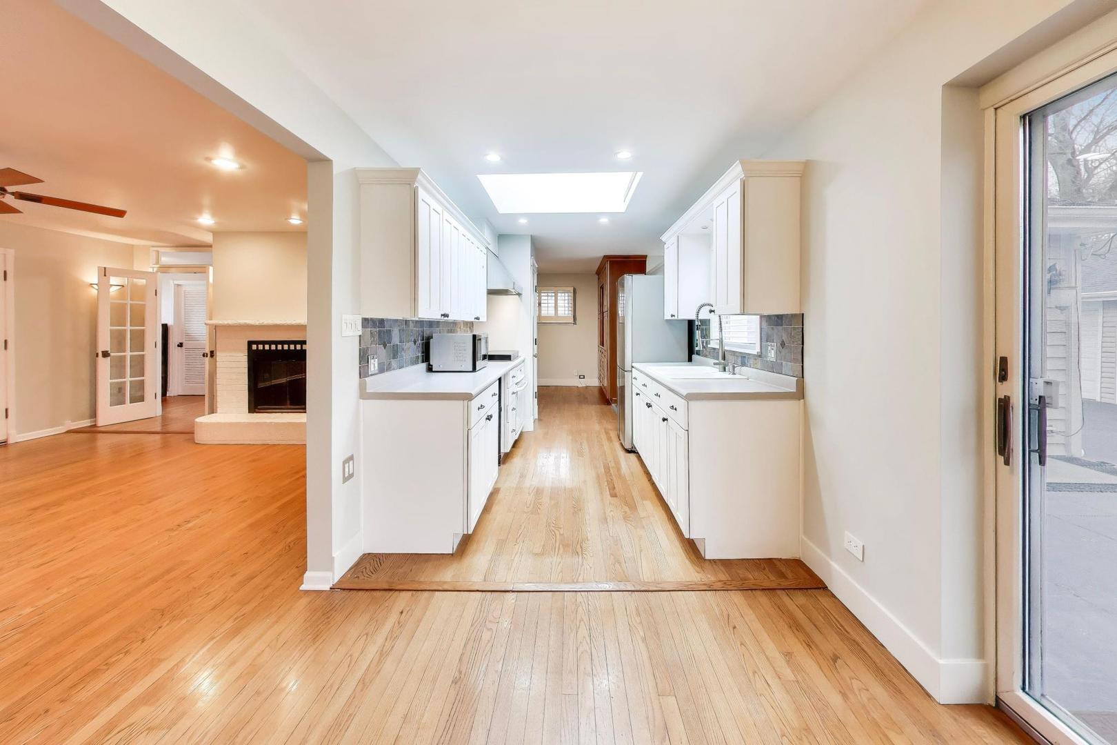 7 Alton Road, Prospect Heights, IL 60070