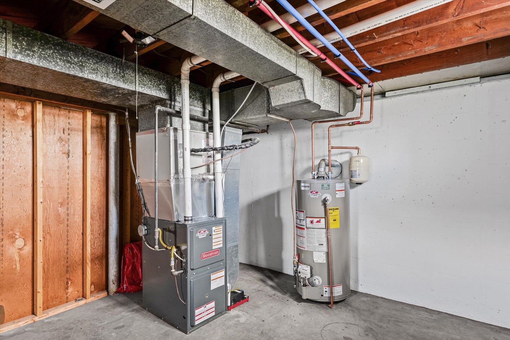 619 E 11th Street, Gibson City, IL 60936