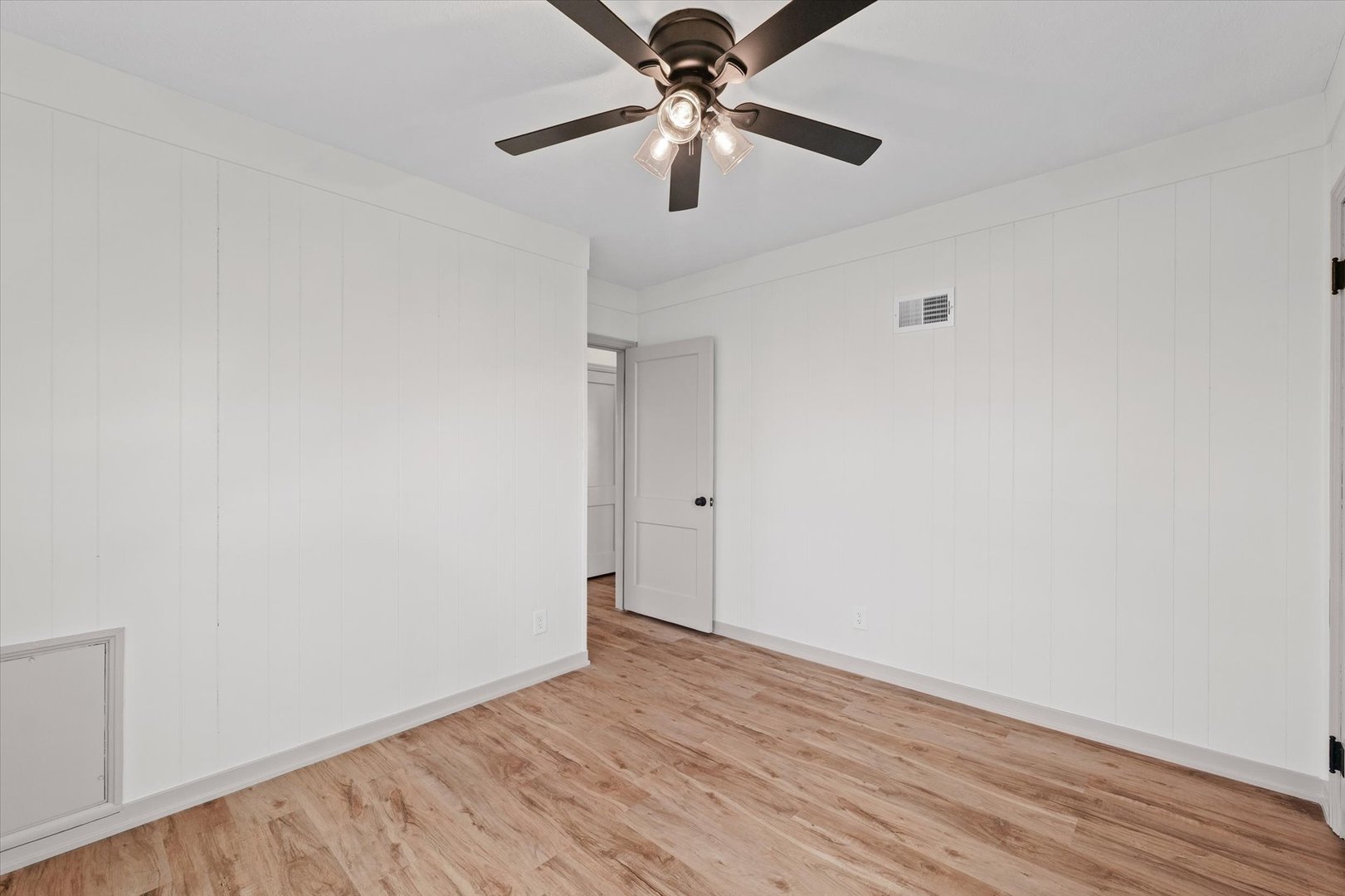 619 E 11th Street, Gibson City, IL 60936