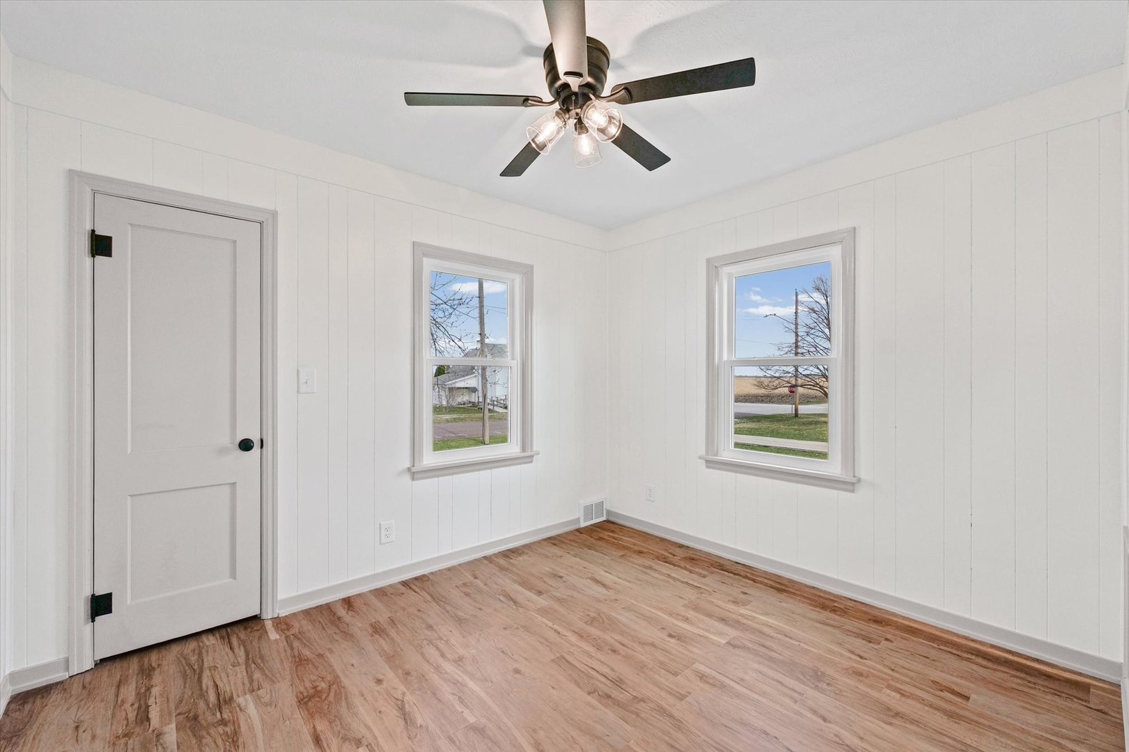 619 E 11th Street, Gibson City, IL 60936