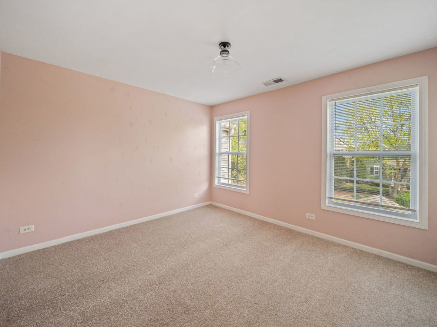 3596 Hyde Park Court, Elgin, IL 60124