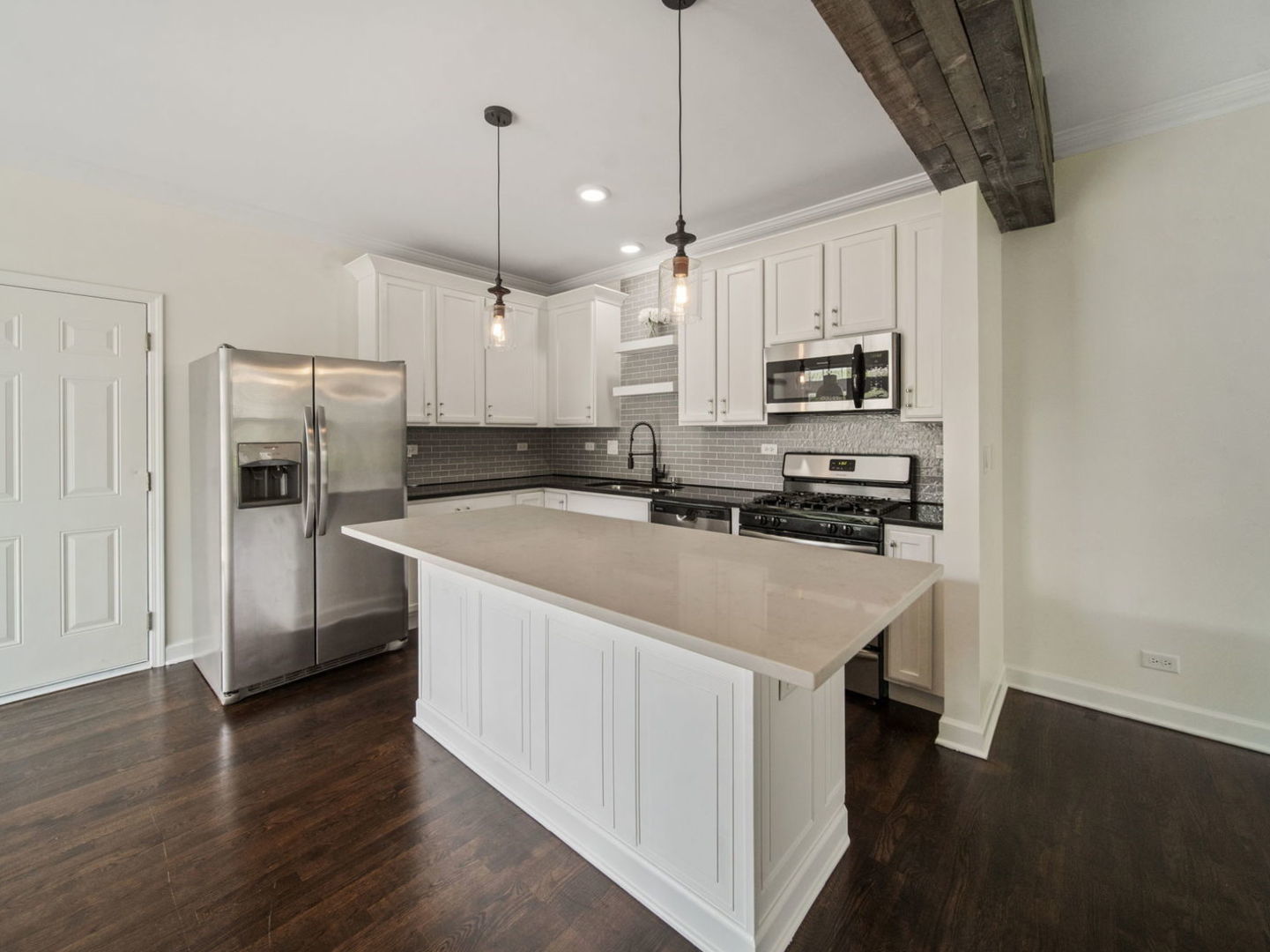 3596 Hyde Park Court, Elgin, IL 60124