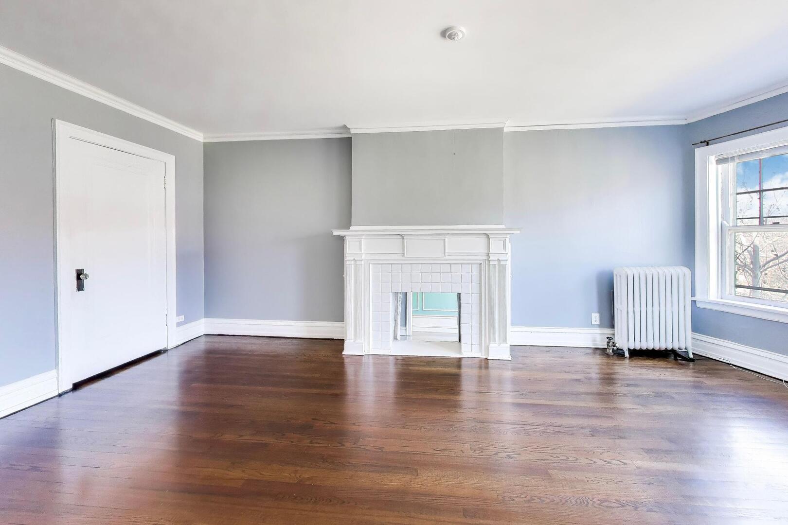 727 Erie Street #3E, Oak Park, IL 60302