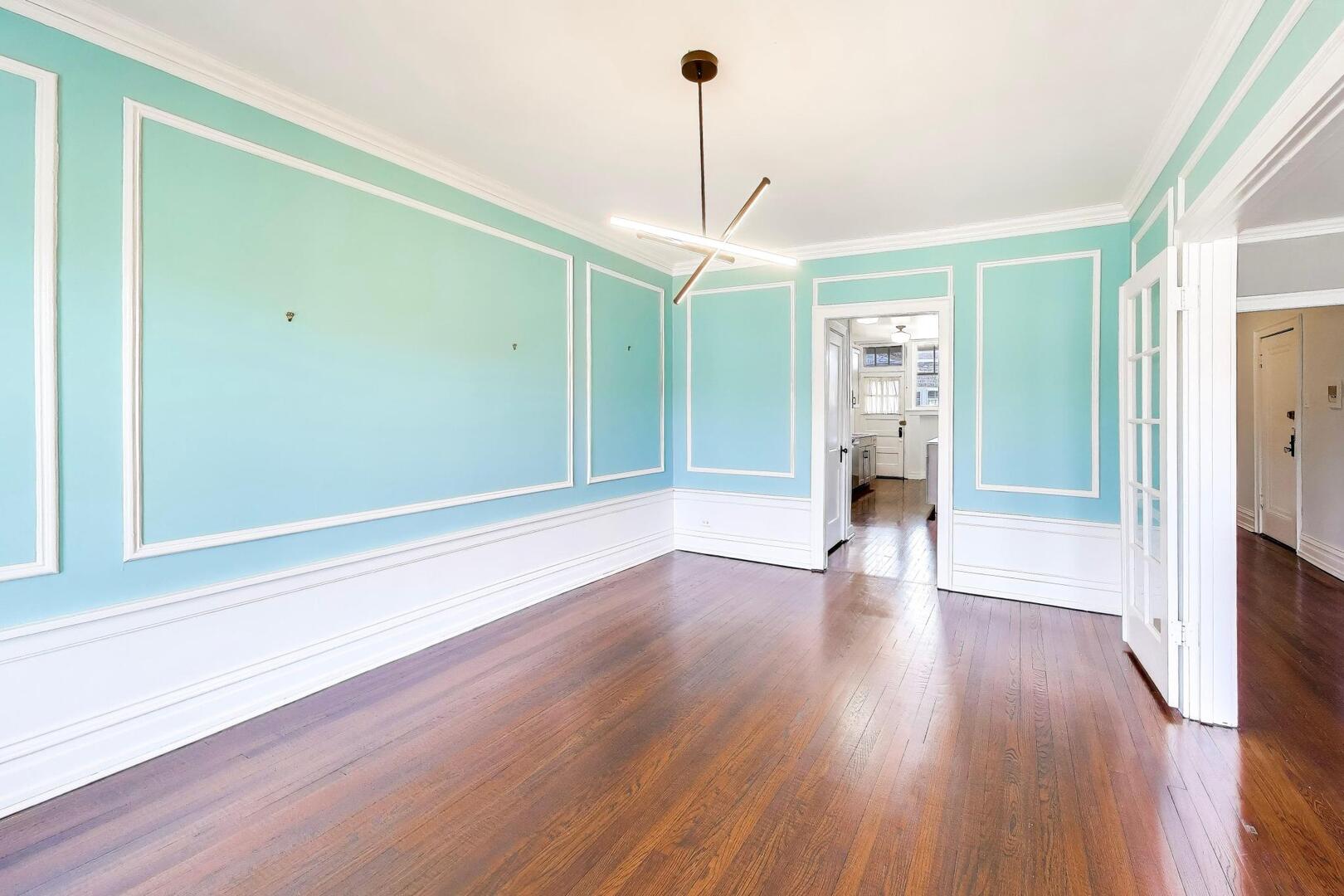 727 Erie Street #3E, Oak Park, IL 60302