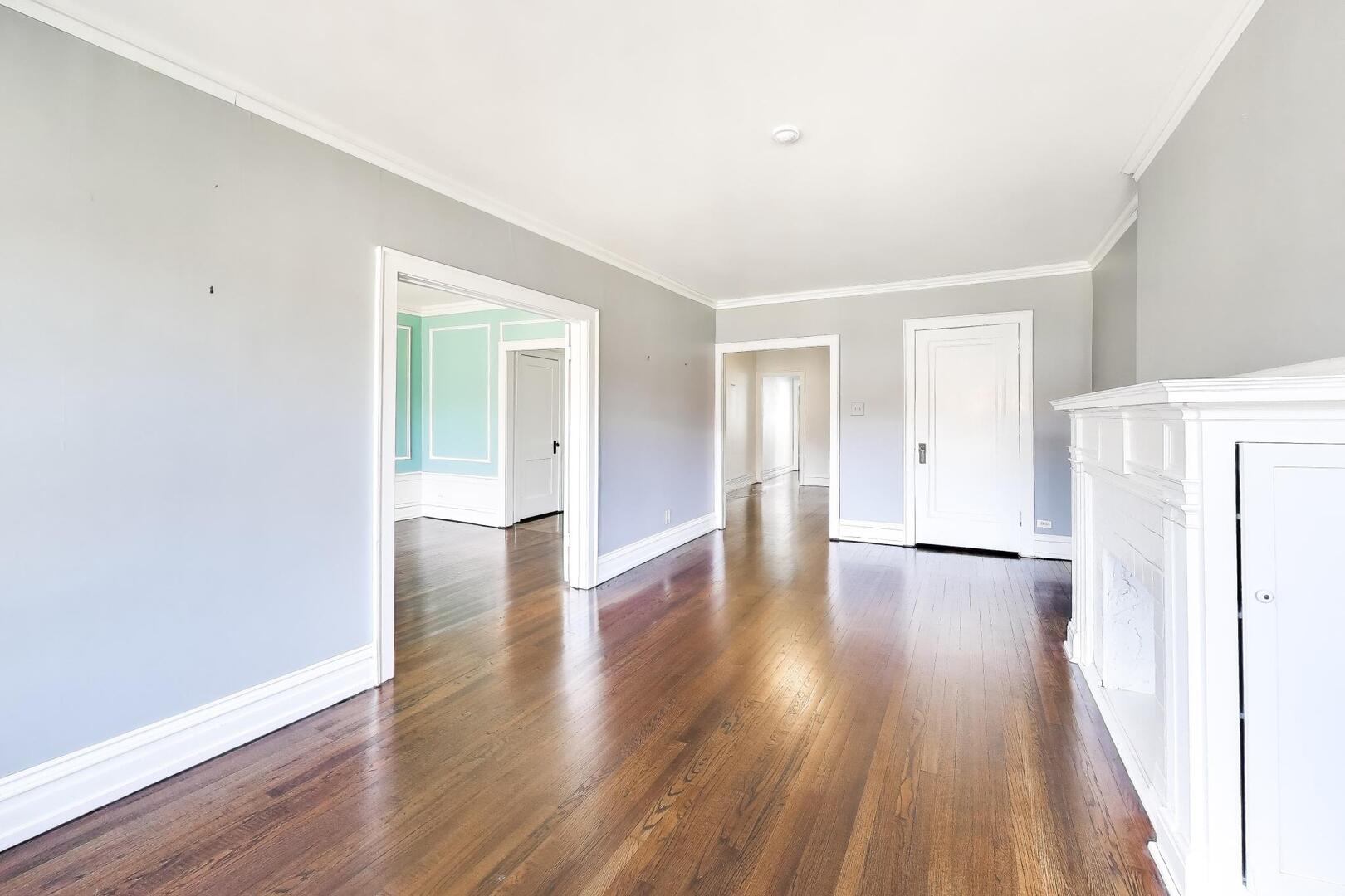 727 Erie Street #3E, Oak Park, IL 60302