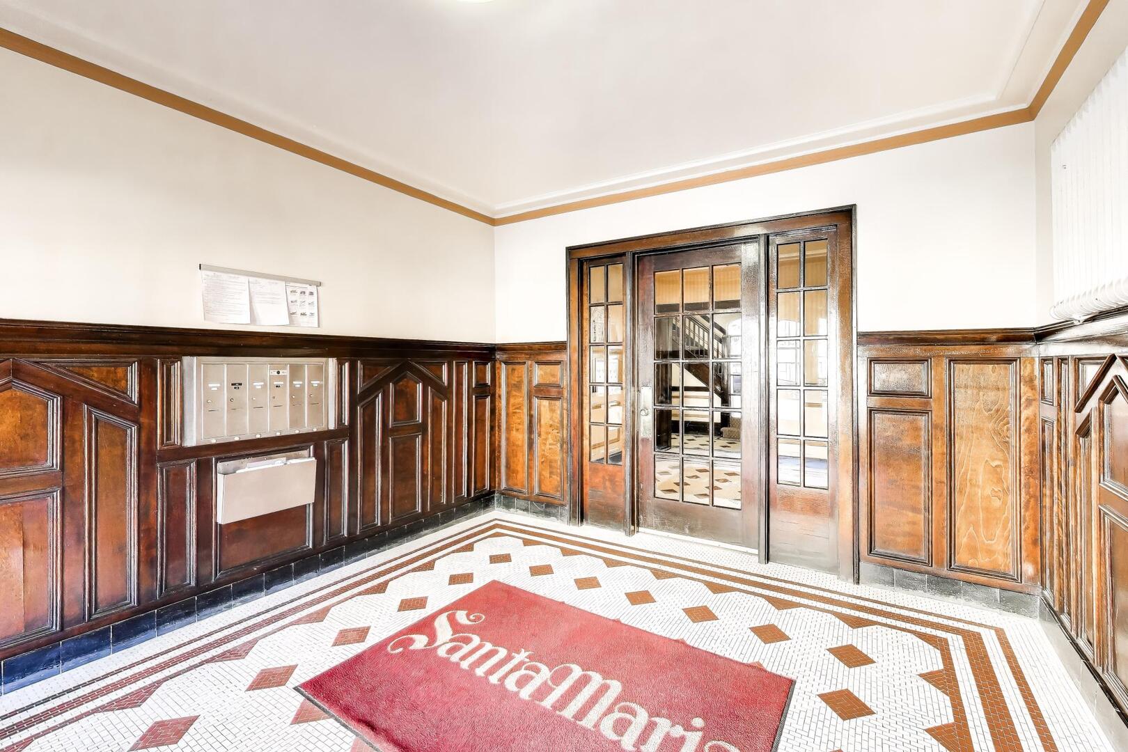 727 Erie Street #3E, Oak Park, IL 60302