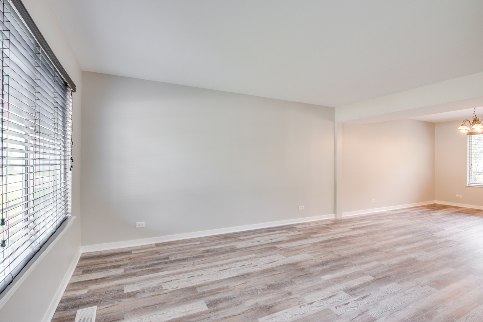 1431 Tara Belle Parkway, Naperville, IL 60564