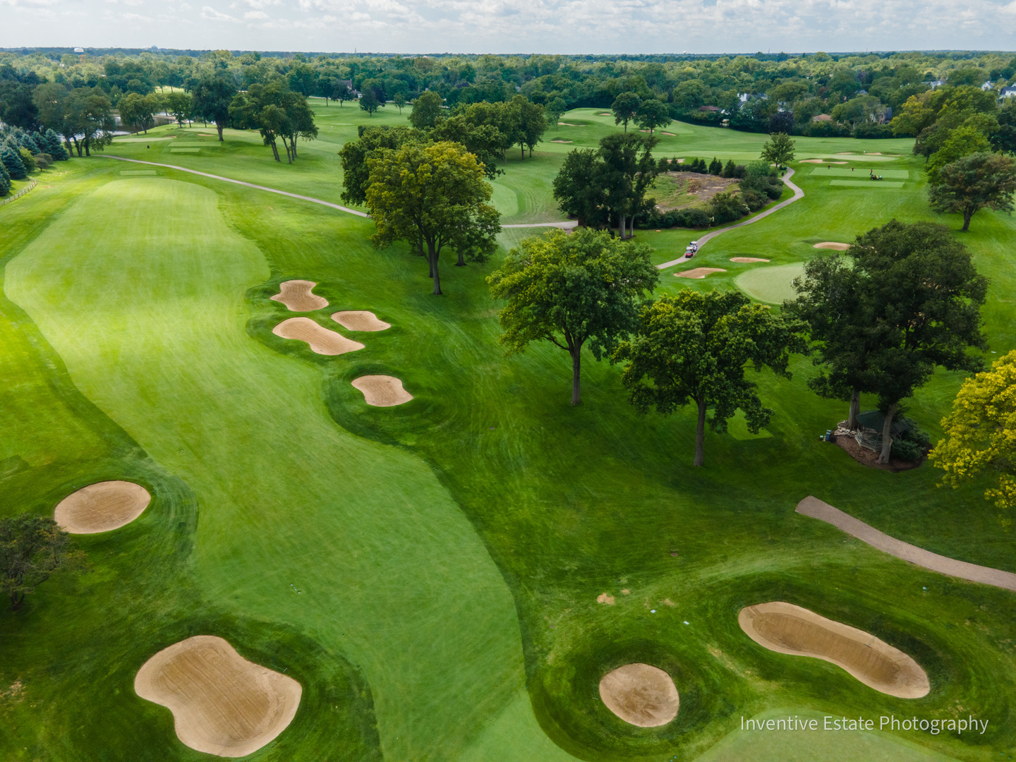 286 Stonegate Road, Clarendon Hills, IL 60514