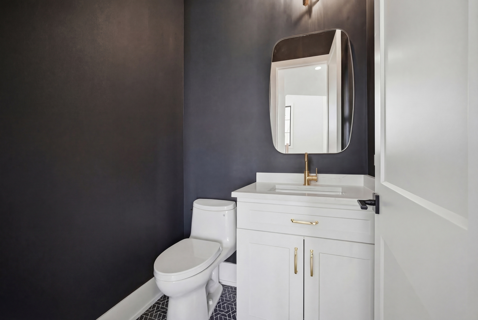 28920 N Niblick Knoll Court, Mundelein, IL 60060