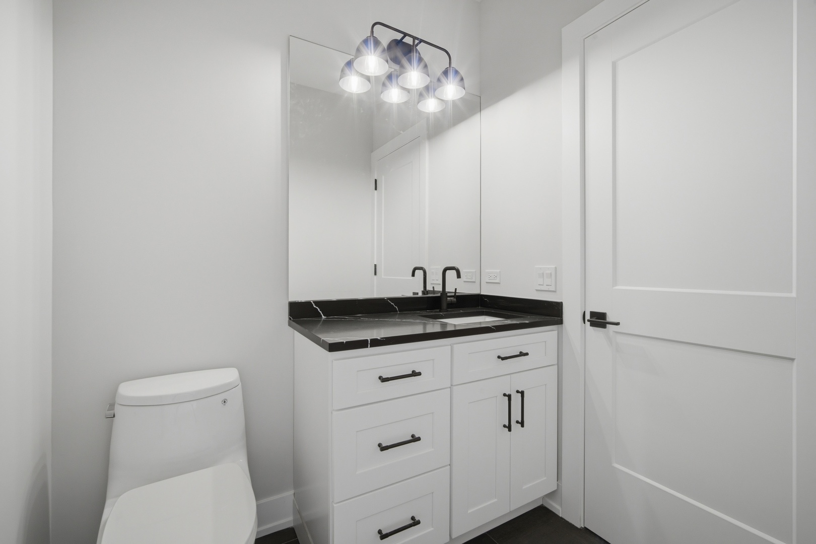 28920 N Niblick Knoll Court, Mundelein, IL 60060