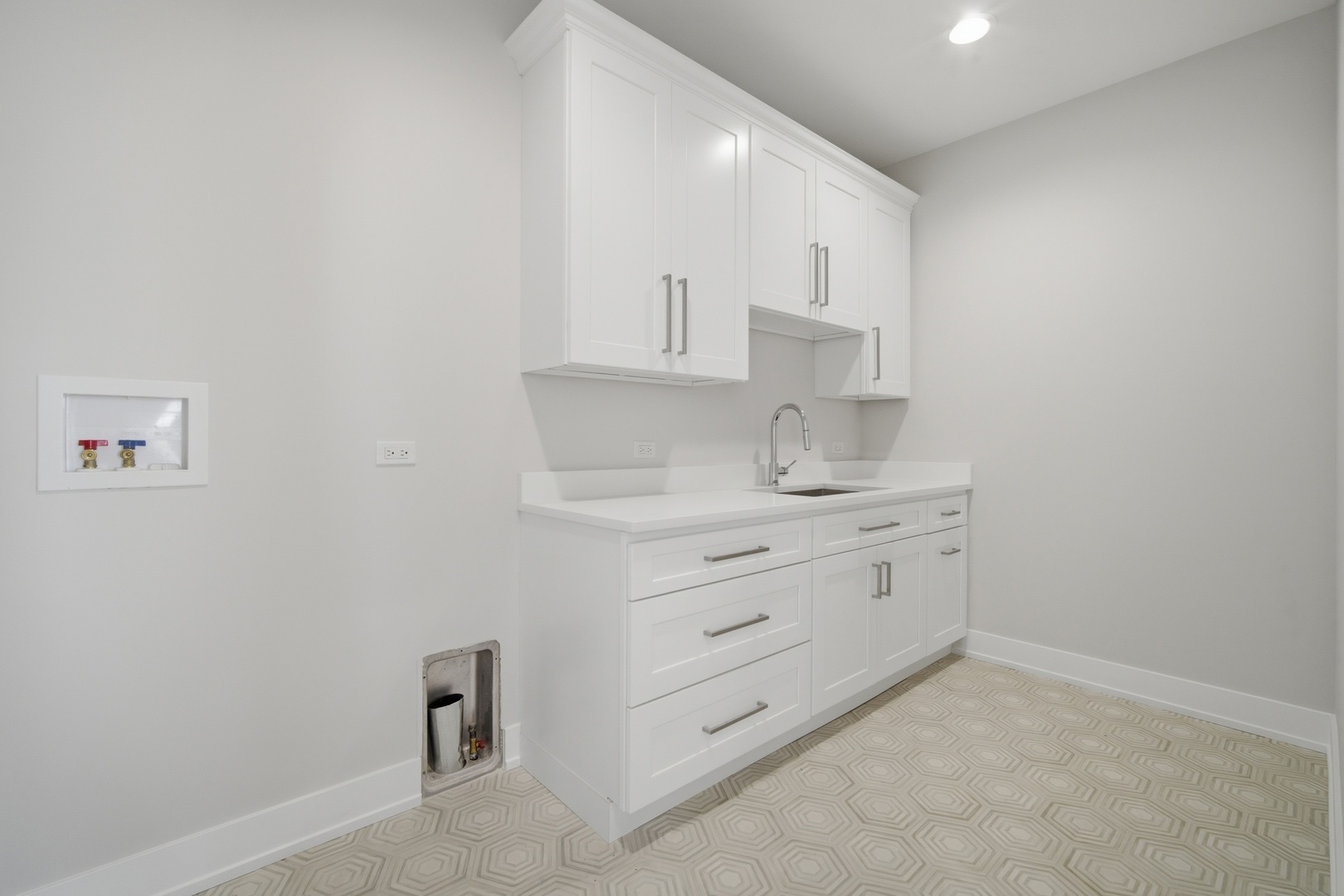 28920 N Niblick Knoll Court, Mundelein, IL 60060