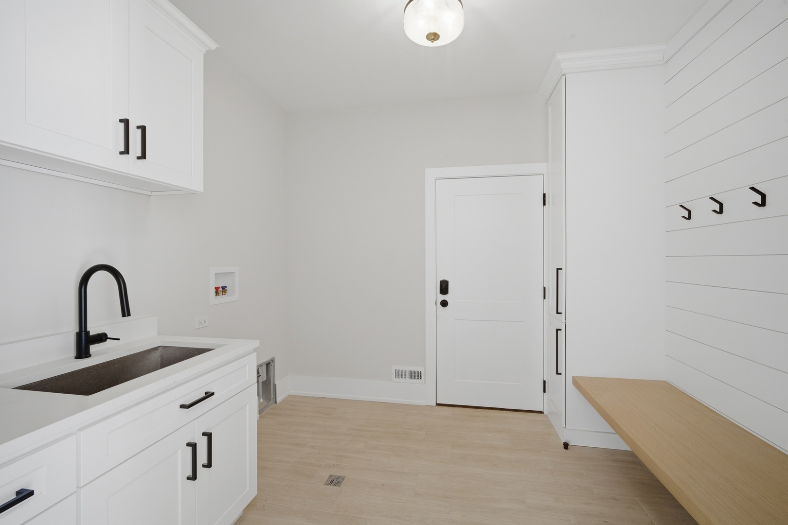 28920 N Niblick Knoll Court, Mundelein, IL 60060