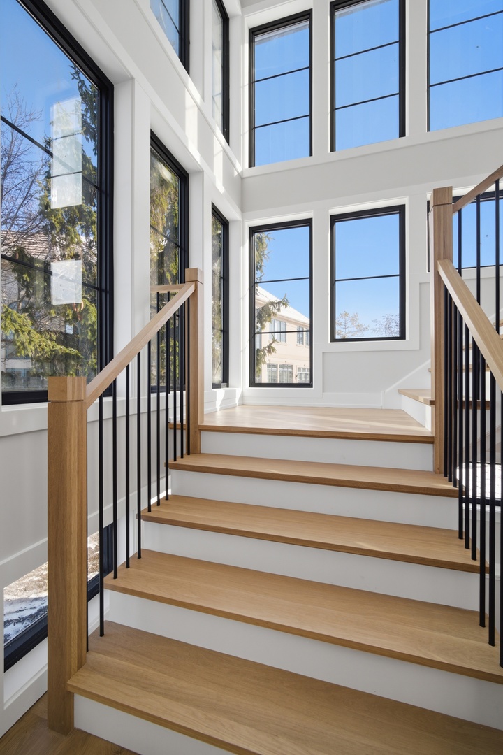 28920 N Niblick Knoll Court, Mundelein, IL 60060