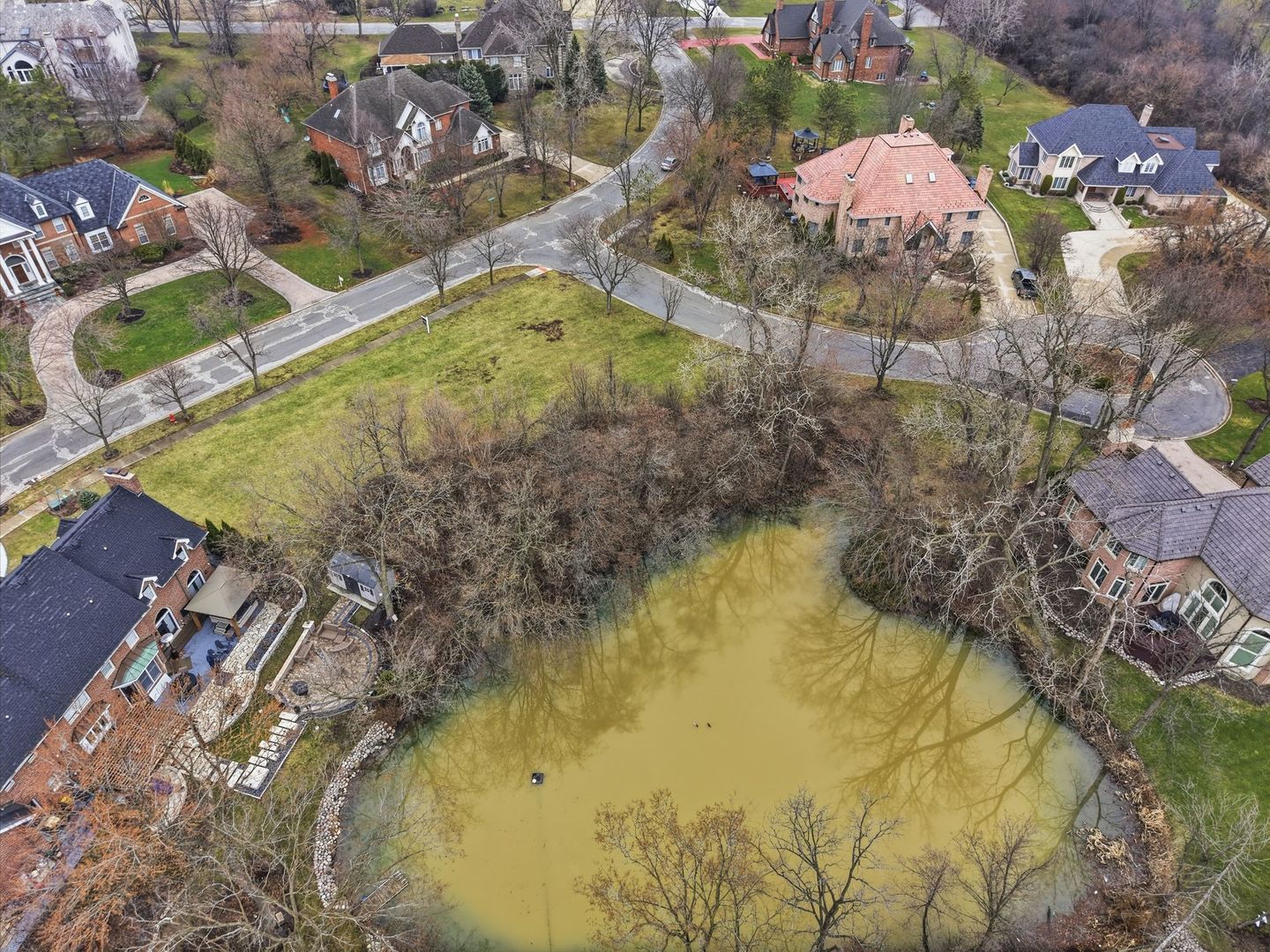 9045 Turnberry Drive, Burr Ridge, IL 60527