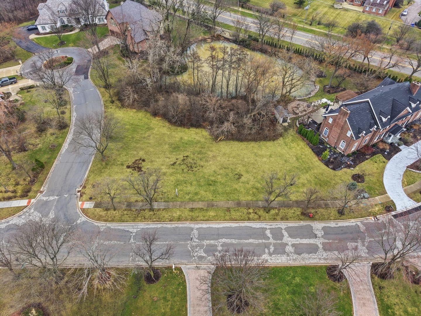 9045 Turnberry Drive, Burr Ridge, IL 60527