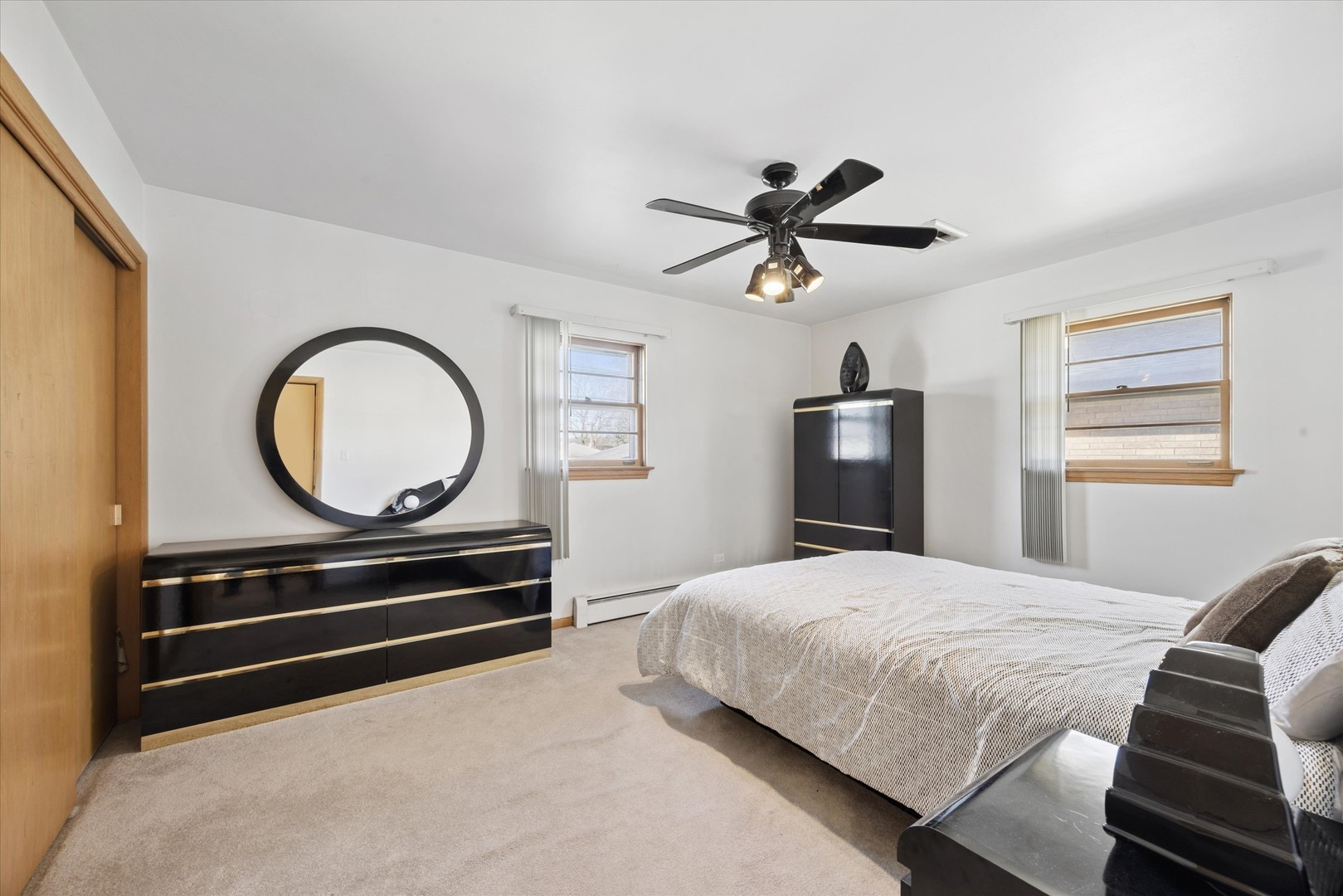 942 Sherwood Road, La Grange Park, IL 60526