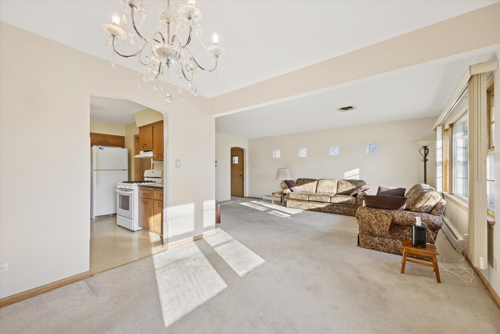 942 Sherwood Road, La Grange Park, IL 60526