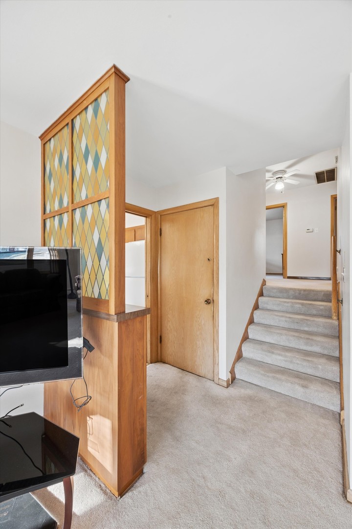 942 Sherwood Road, La Grange Park, IL 60526