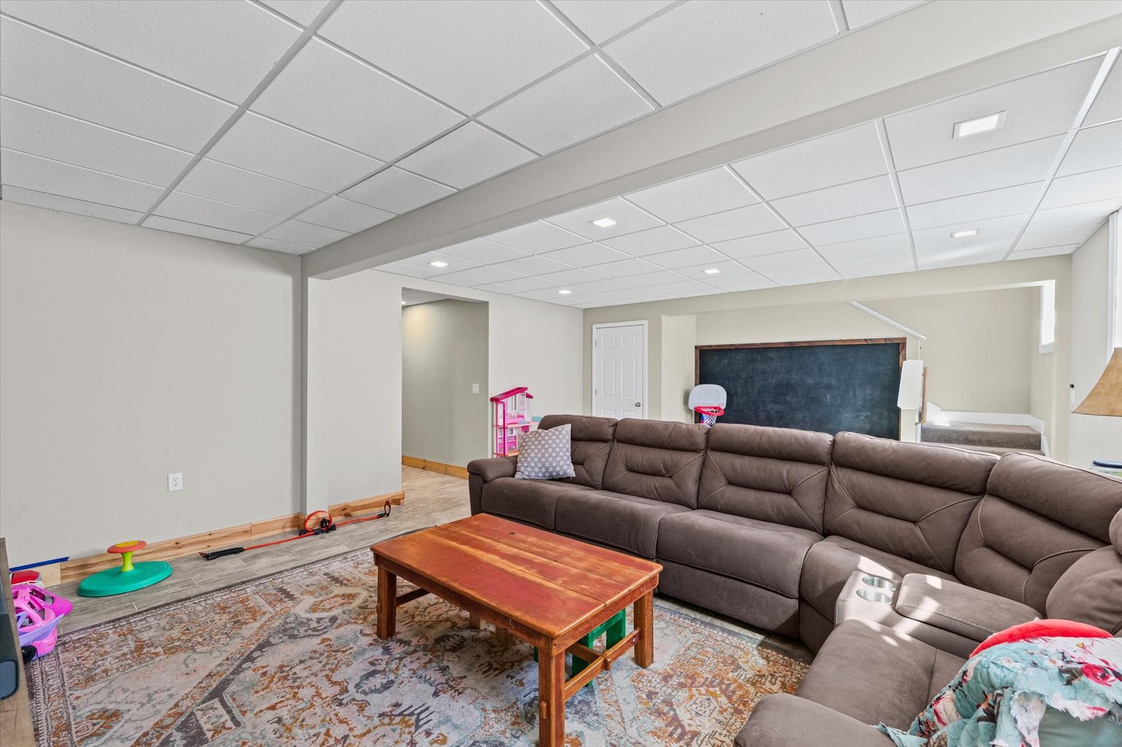 1198 N 1900 East Road, Milford, IL 60953