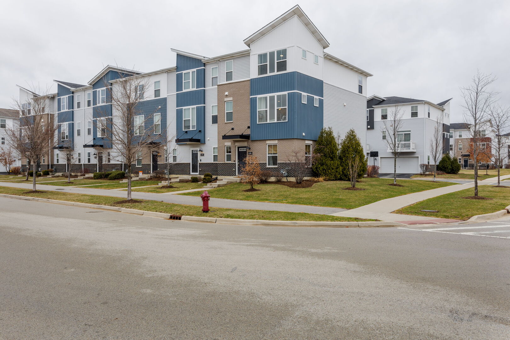 4196 Irving Road, Aurora, IL 60504