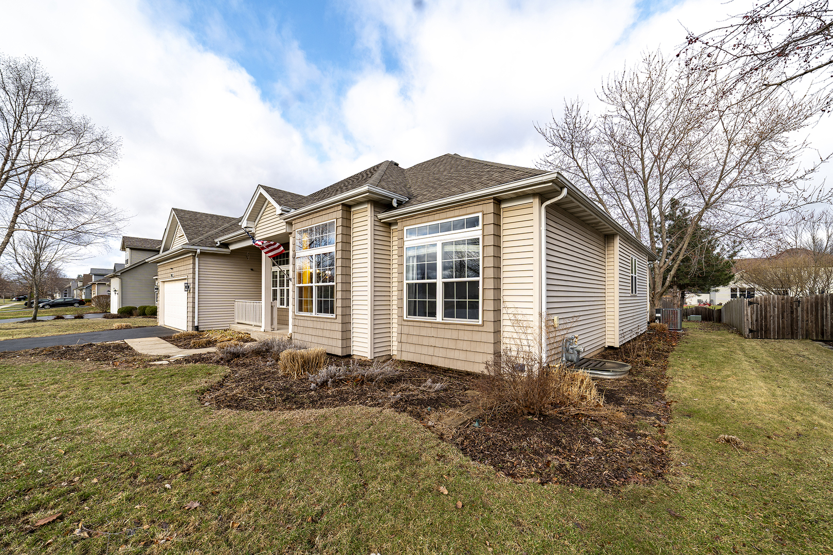 1962 Prairie Rose Lane, Yorkville, IL 60560