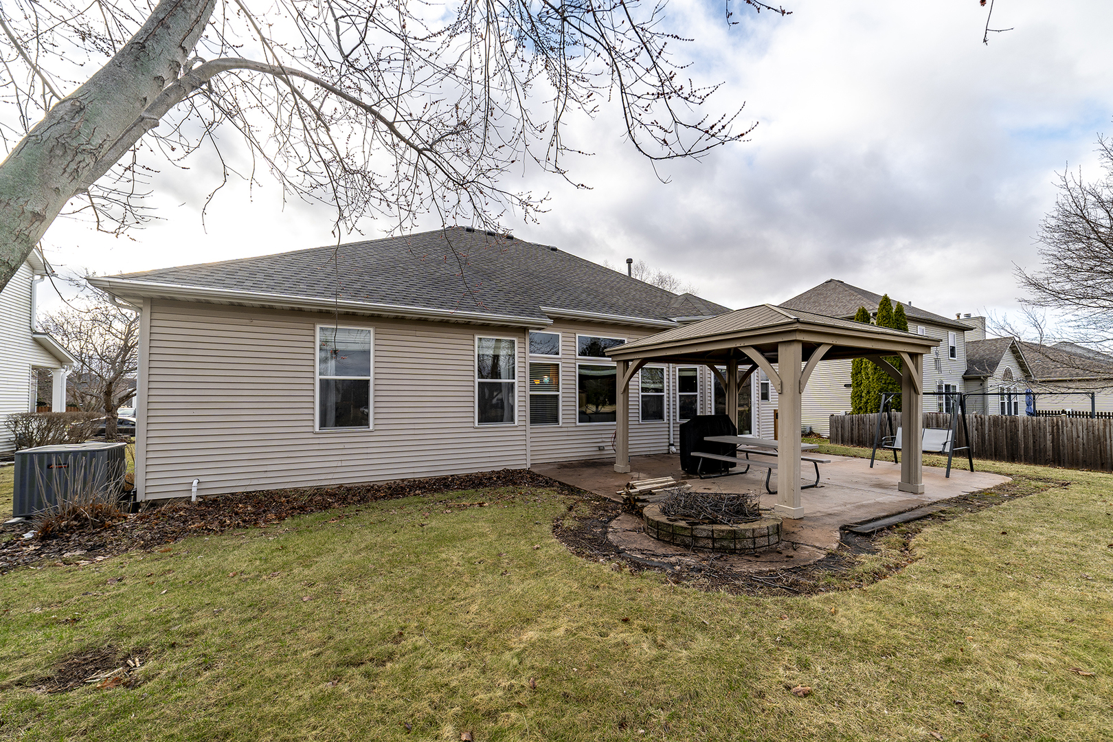 1962 Prairie Rose Lane, Yorkville, IL 60560
