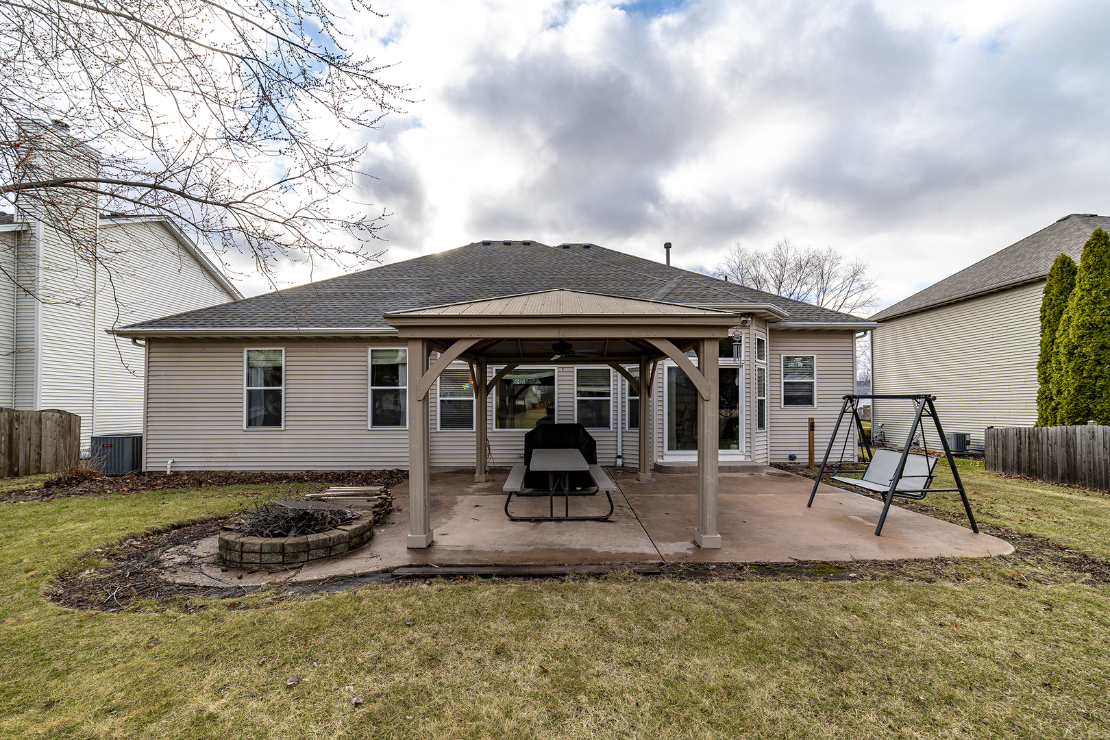 1962 Prairie Rose Lane, Yorkville, IL 60560