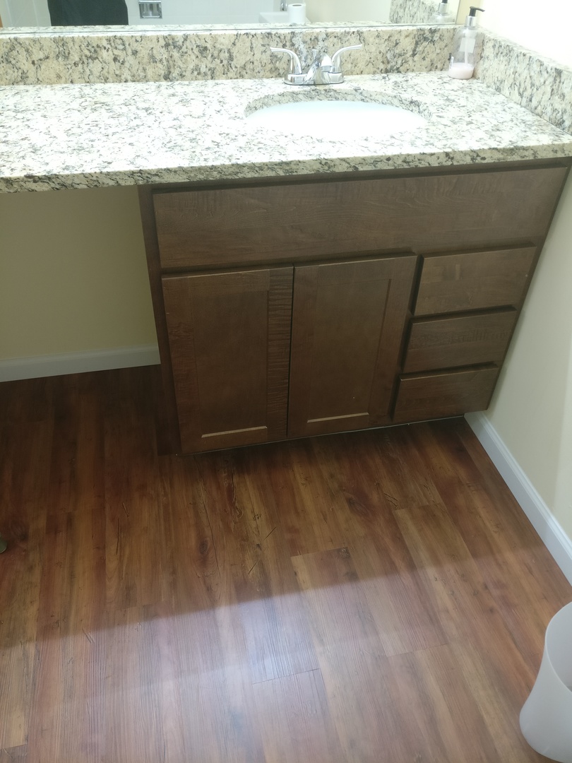 1880 Bonnie Lane #414, Hoffman Estates, IL 60169