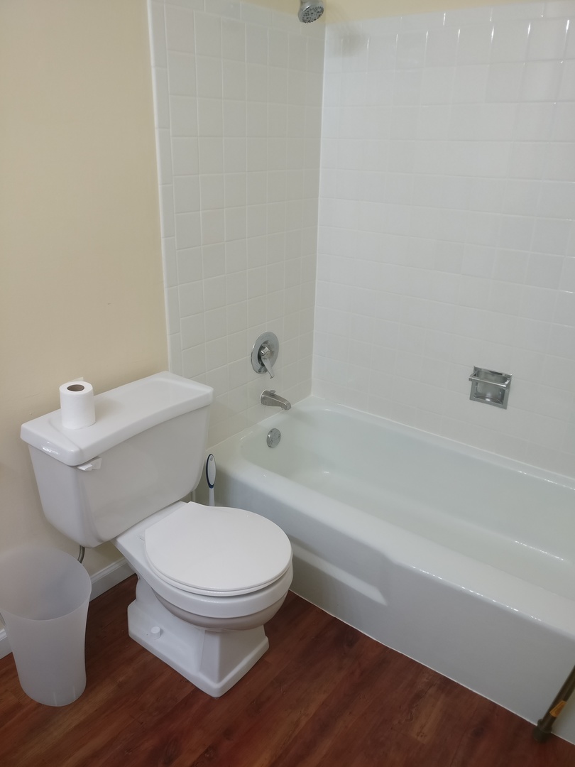 1880 Bonnie Lane #414, Hoffman Estates, IL 60169