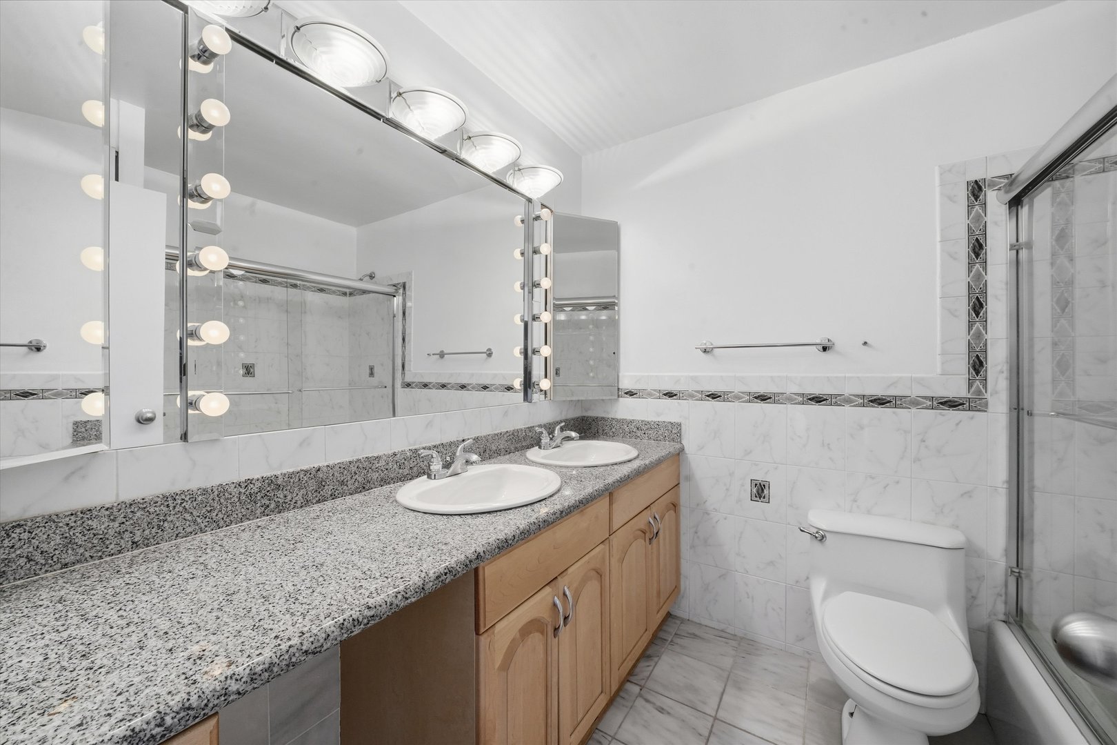 5445 N Sheridan Road #1603, Chicago, IL 60640