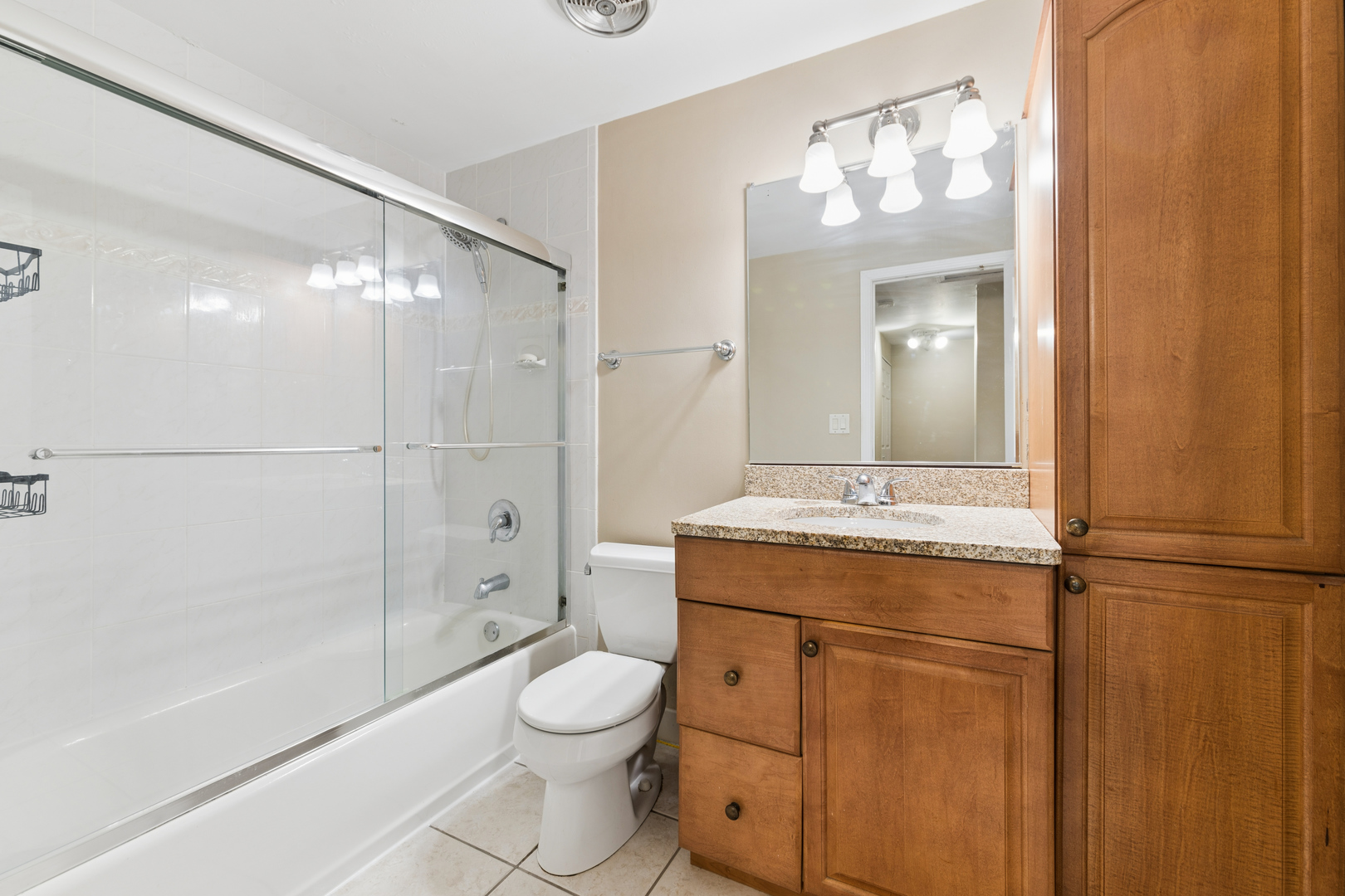 1813 Lancashire Court, Schaumburg, IL 60194