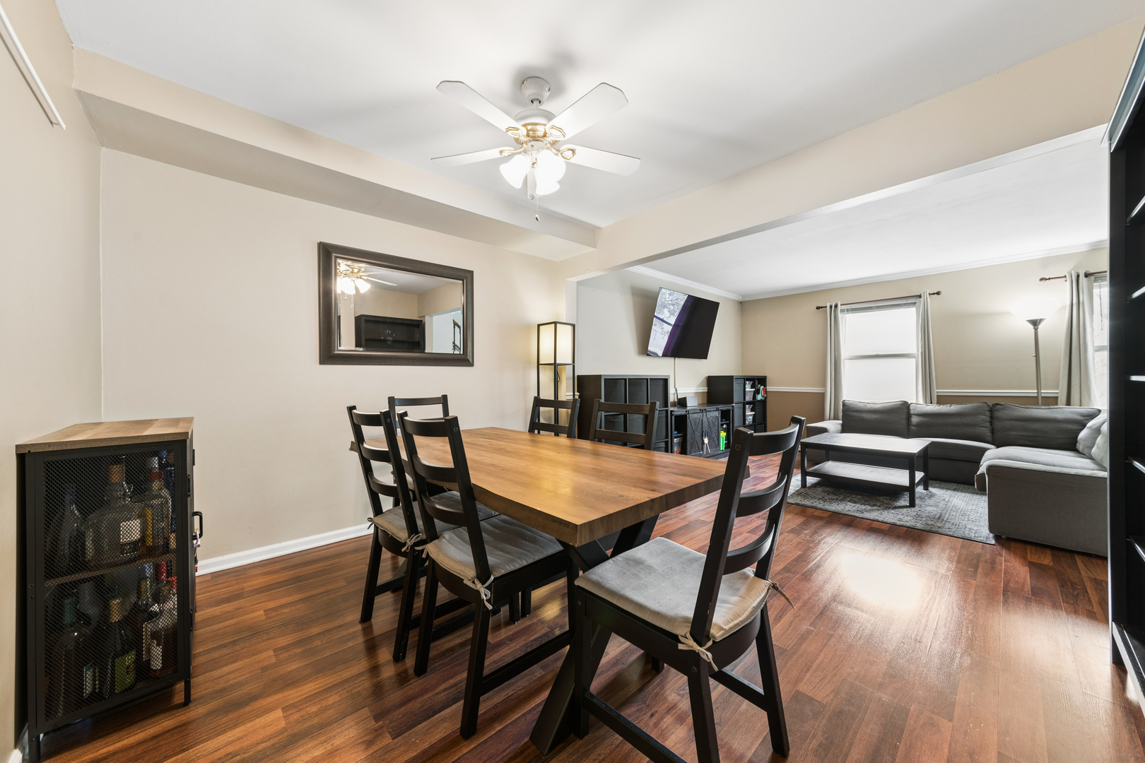 1813 Lancashire Court, Schaumburg, IL 60194