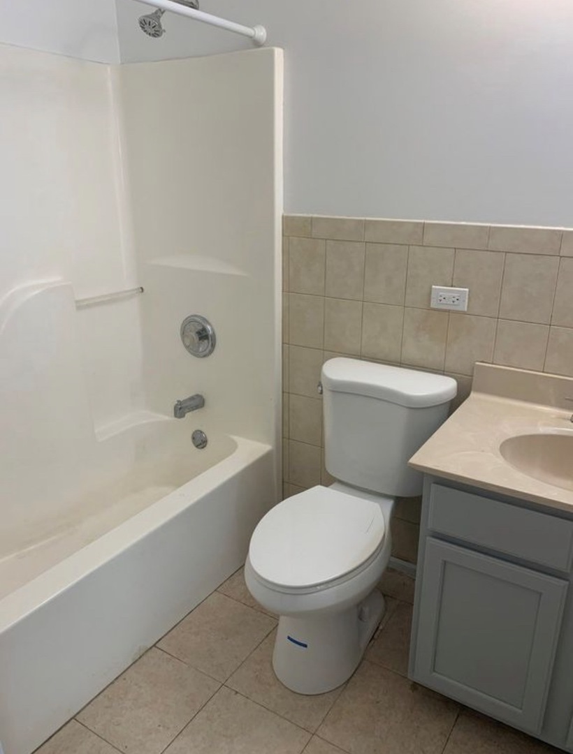 2216 W Adams Street #2, Chicago, IL 60612