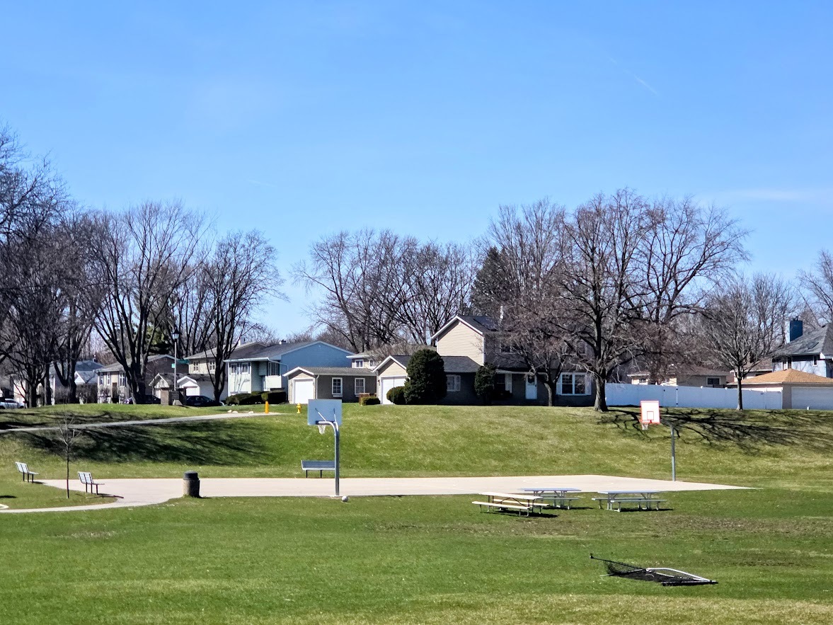 1338 S Lorraine Road #A, Wheaton, IL 60189