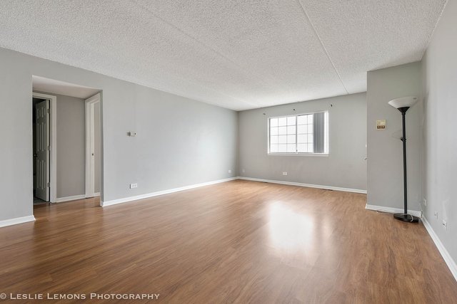 1338 S Lorraine Road #A, Wheaton, IL 60189