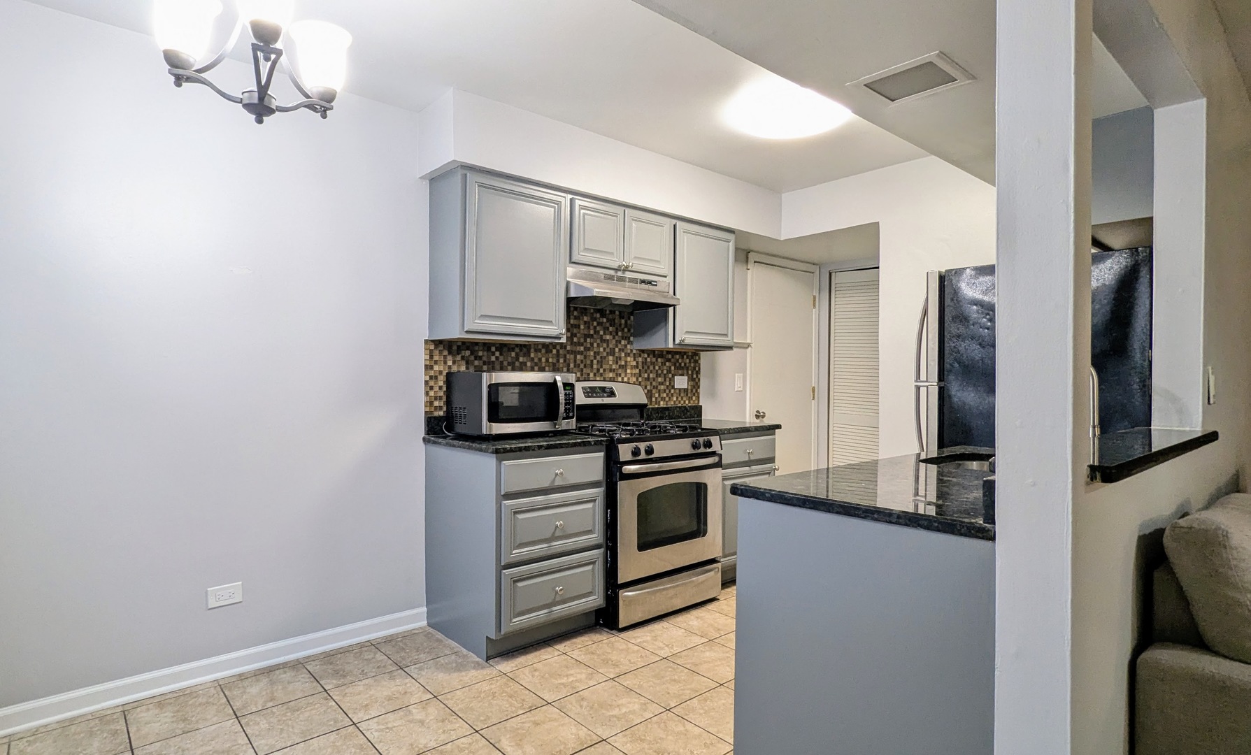 334 Marcia Court #C, Bartlett, IL 60103