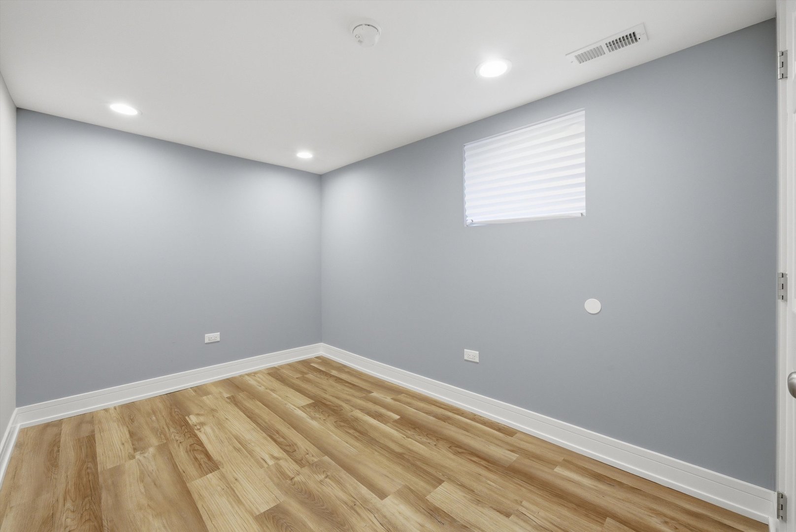 11354 S Harvard Avenue, Chicago, IL 60628