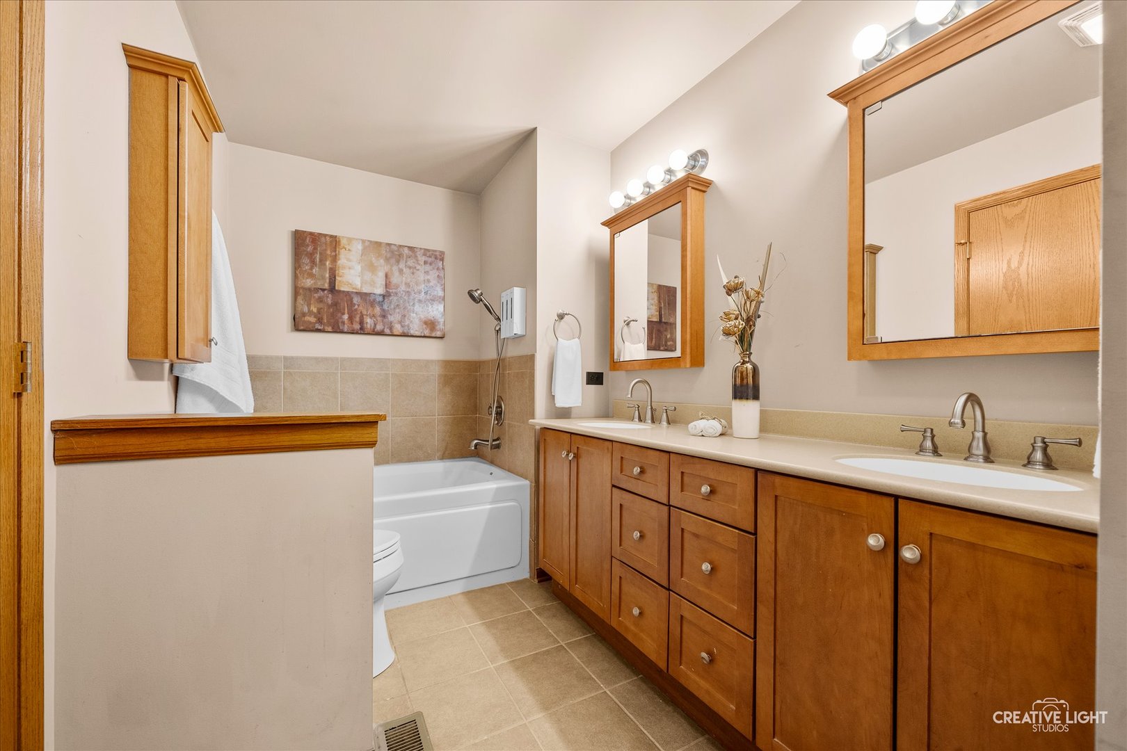 1403 Black Oak Trail, Aurora, IL 60506