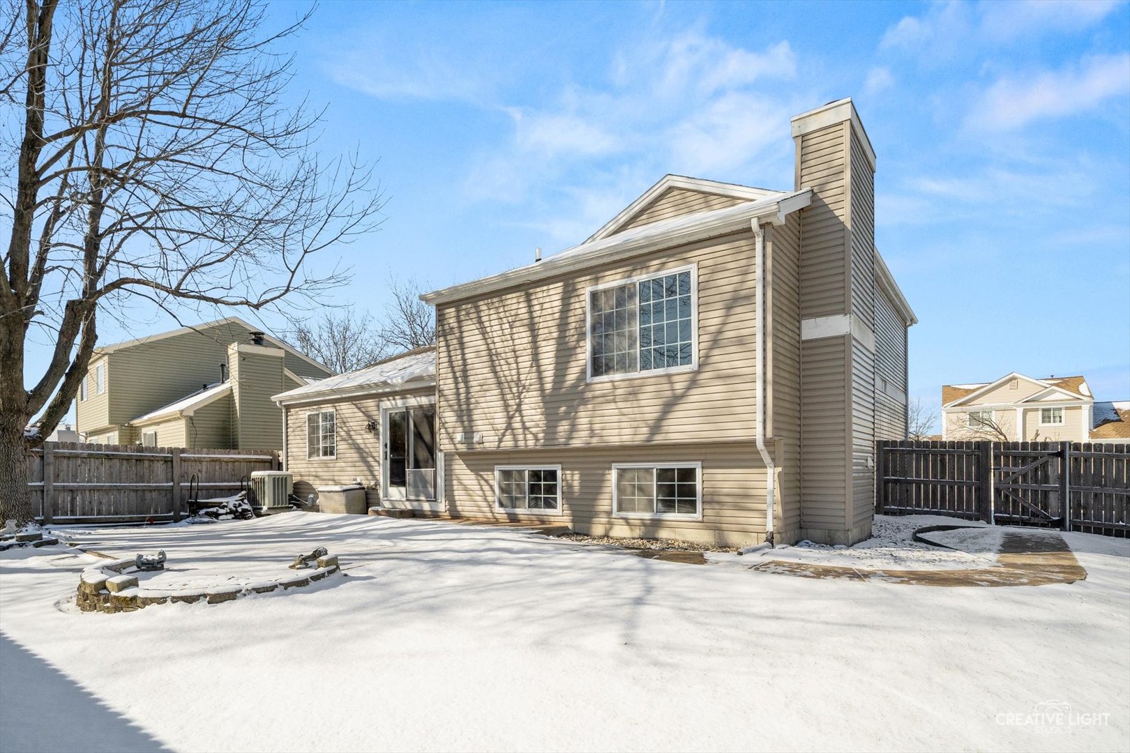 1403 Black Oak Trail, Aurora, IL 60506