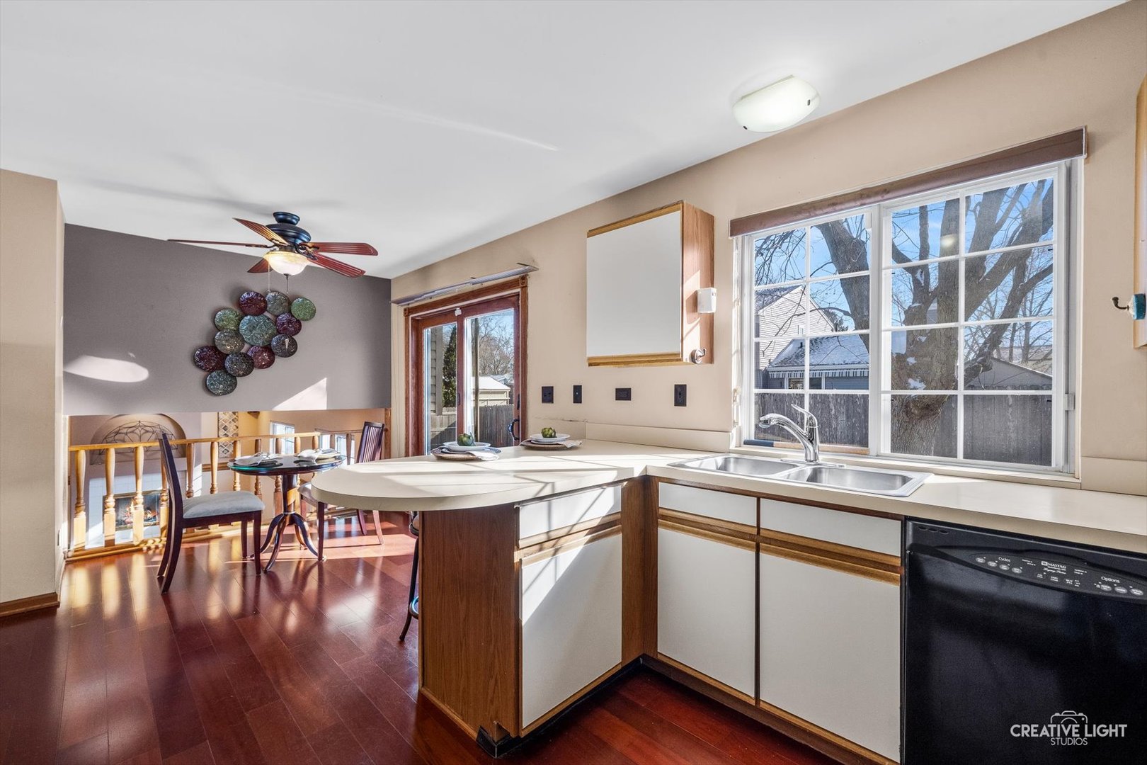 1403 Black Oak Trail, Aurora, IL 60506