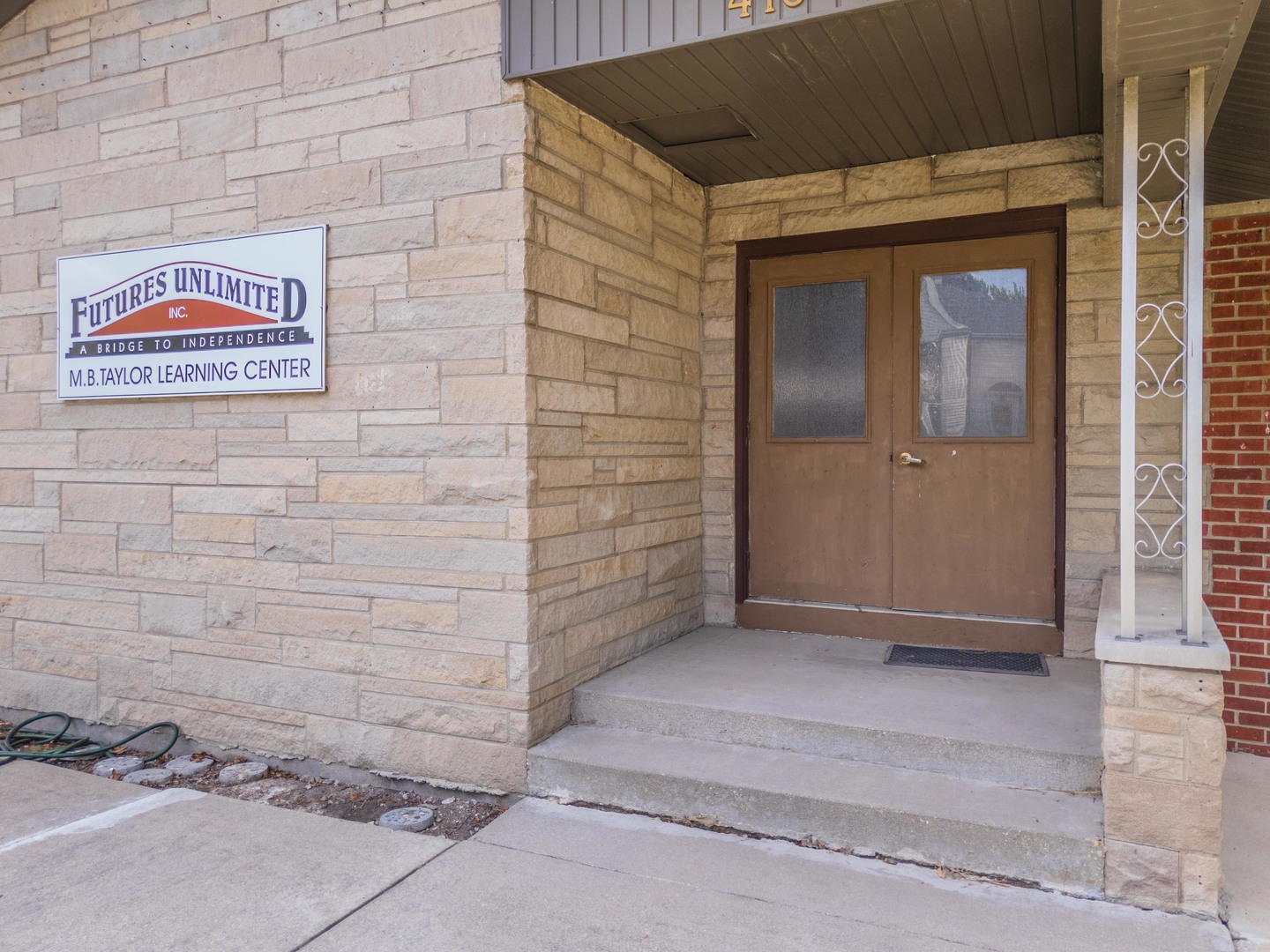 420 W Bennett Street, Pontiac, IL 61764