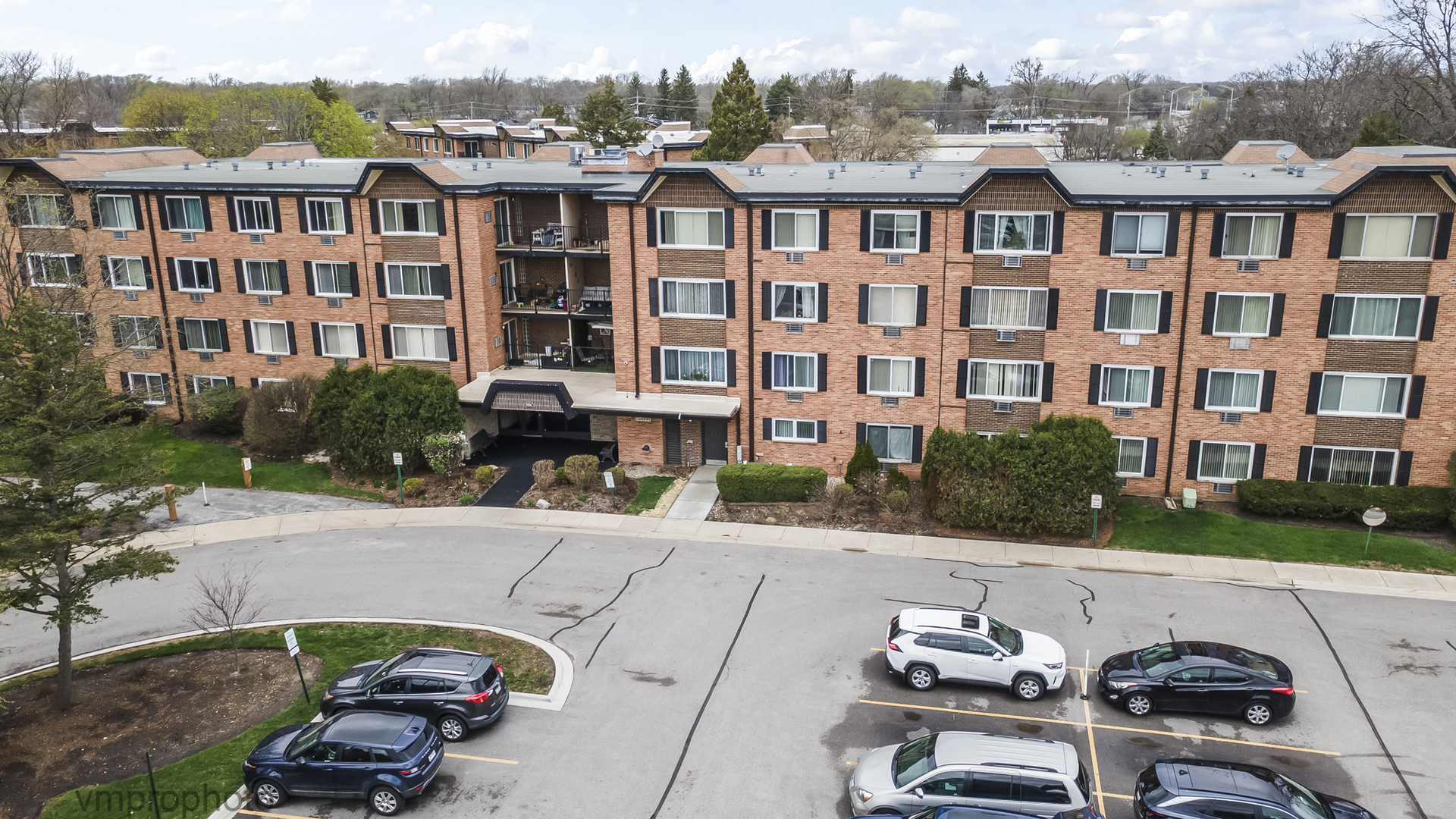 1116 S New Wilke Road #2209, Arlington Heights, IL 60005