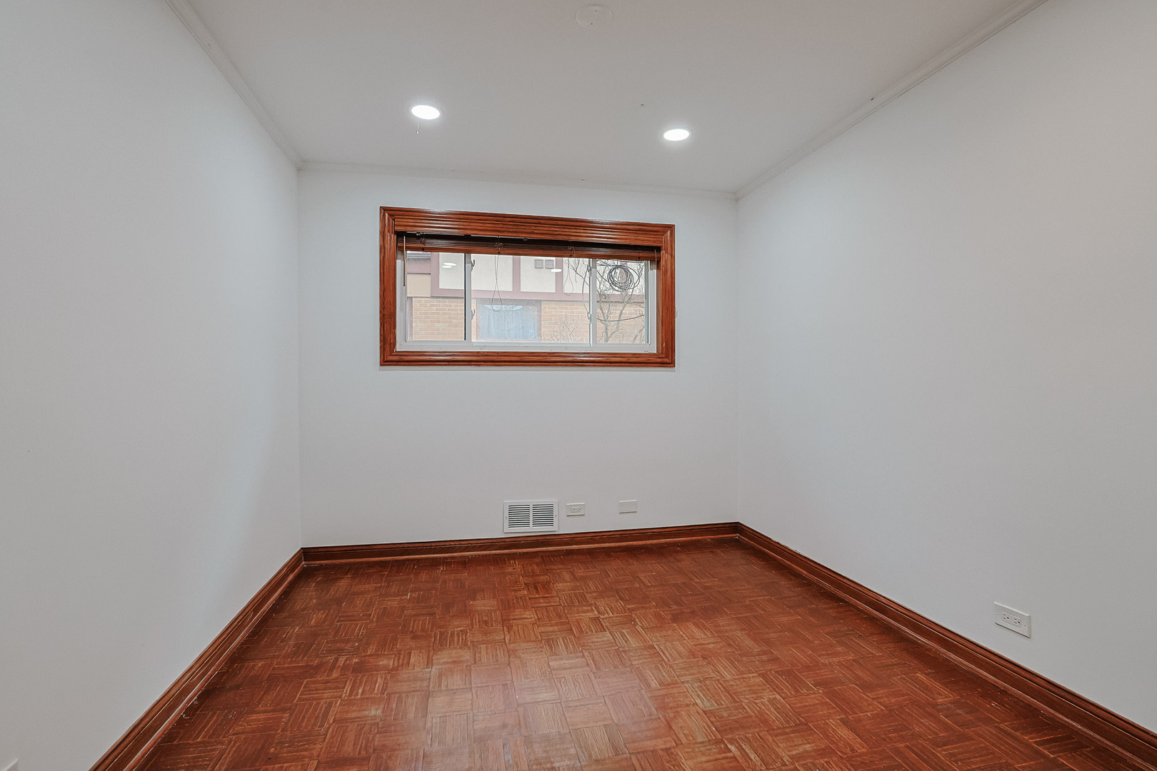 9714 Kedvale Avenue, Skokie, IL 60076