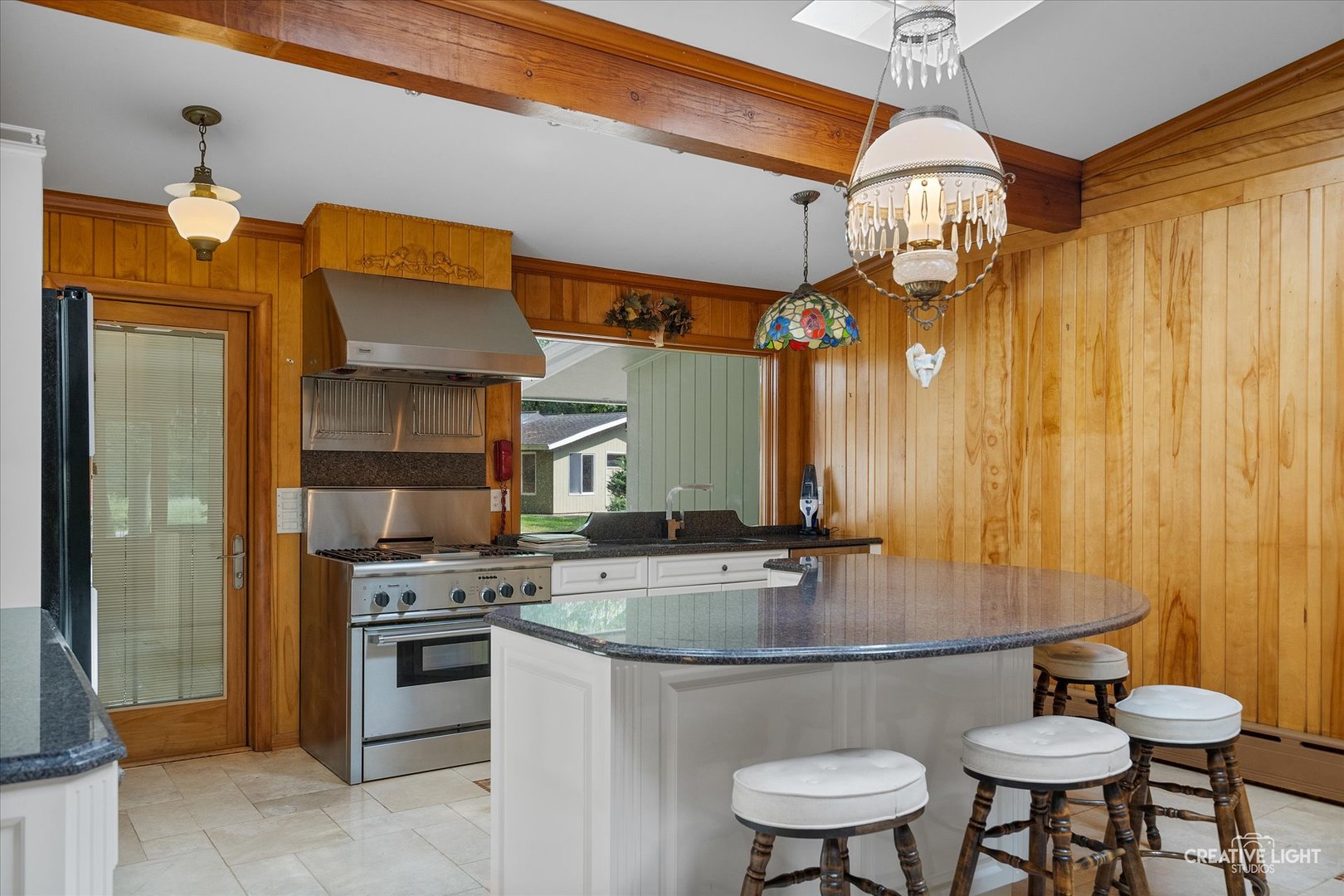 16323 Griswold Springs Road, Plano, IL 60545