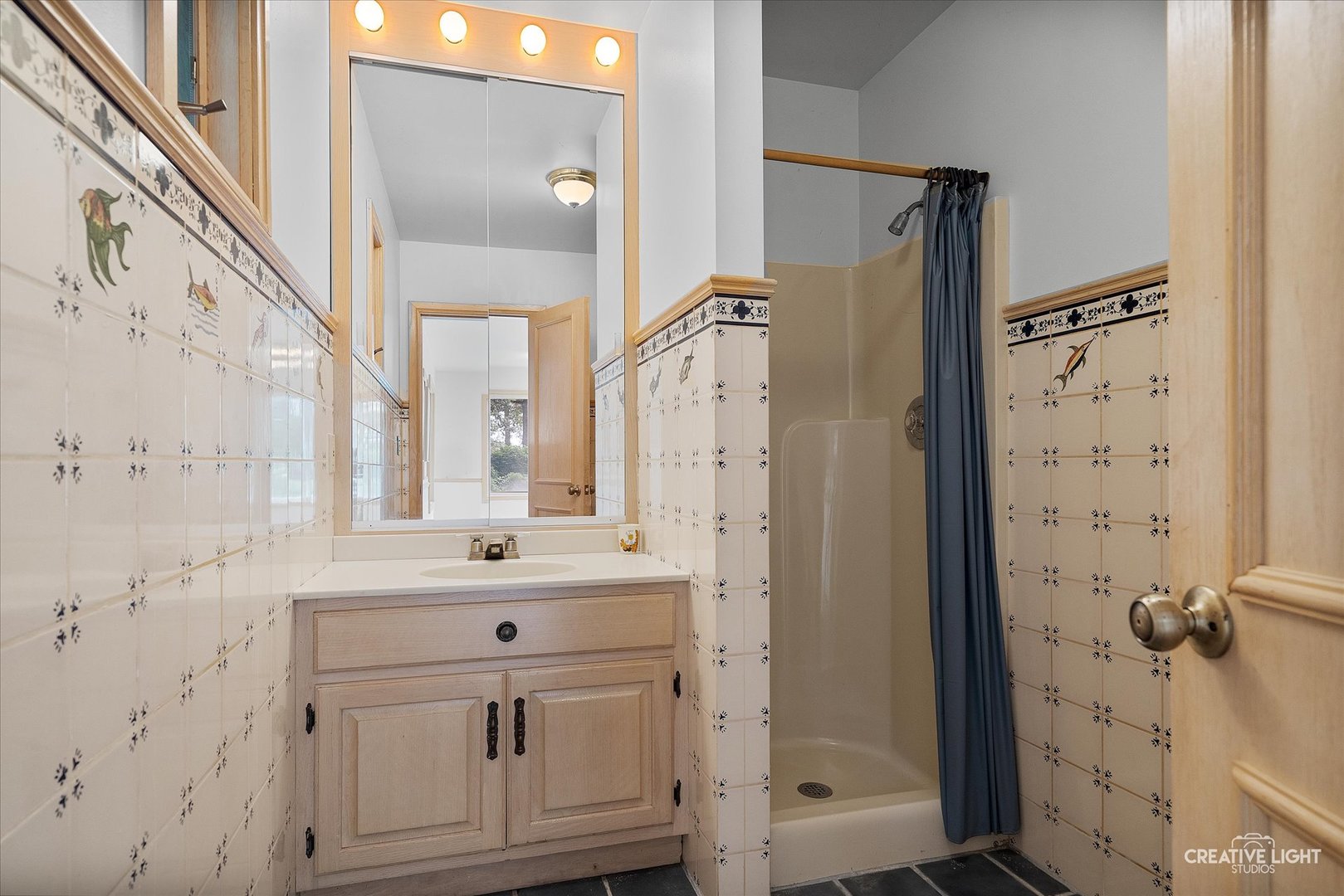 16323 Griswold Springs Road, Plano, IL 60545