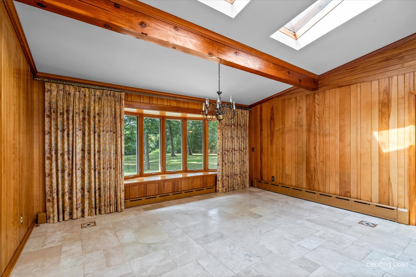 16323 Griswold Springs Road, Plano, IL 60545