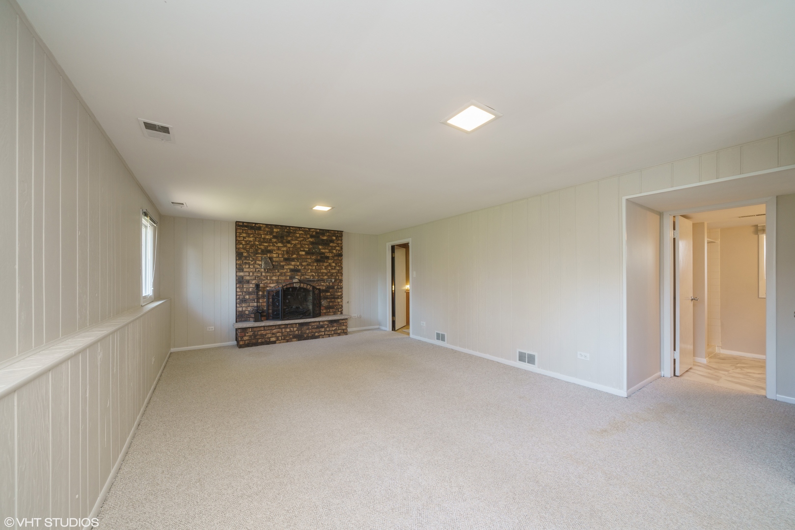 16W700 Fern Street, Willowbrook, IL 60527