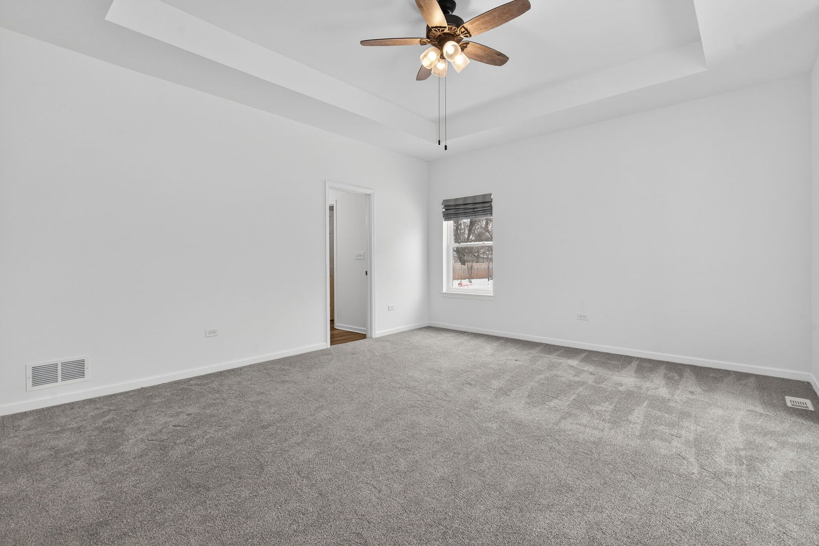 20929 Lakewoods Lane, Shorewood, IL 60404