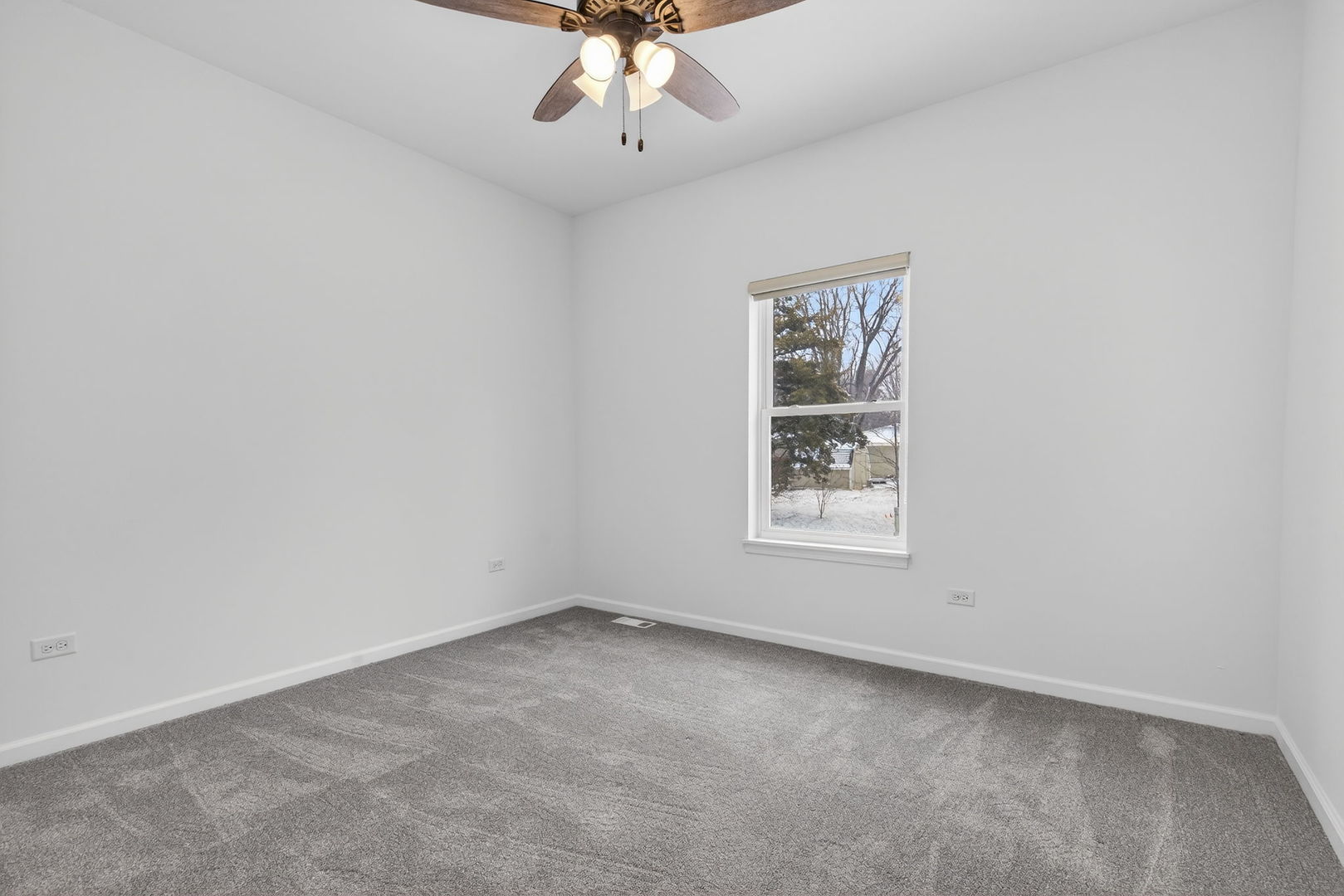 20929 Lakewoods Lane, Shorewood, IL 60404